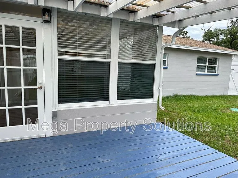 104 W Brentridge Dr #1 — Photo 25