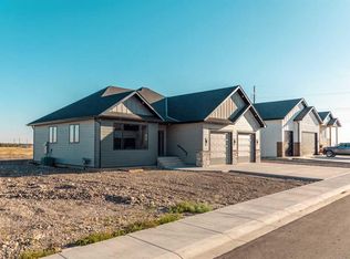 941 S Willow Ln, Fort Macleod, AB T0L 1G0