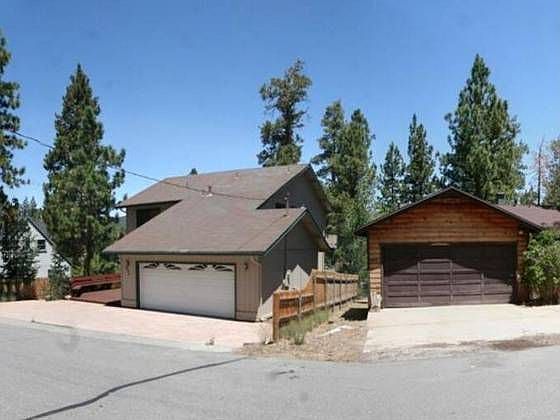 1st image of 454 Temple Ln