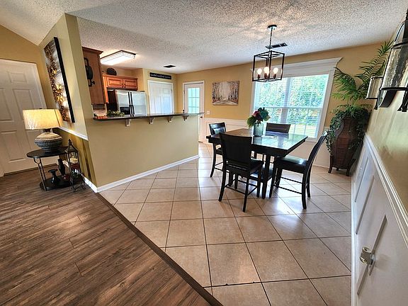 5th image of 114 Pecan Dr