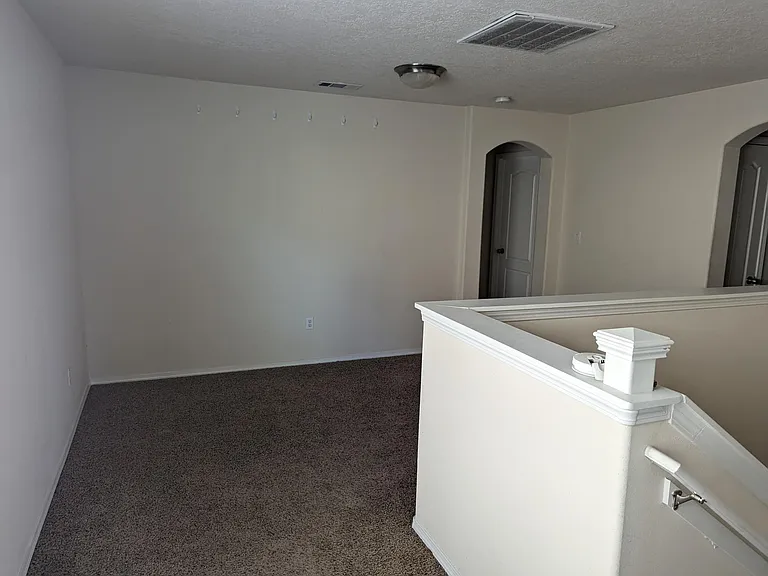 2320 Academic Pl SE — Photo 18