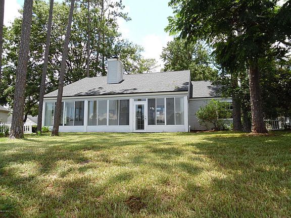 4th image of 8181 Loch Lomond Ln