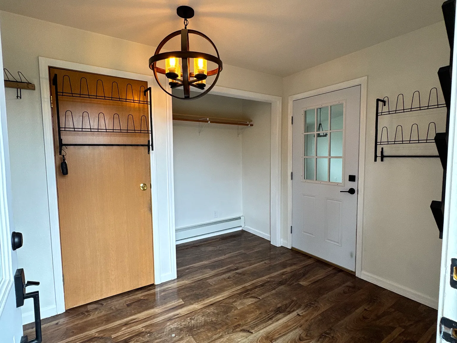 3 bed, 1700 sqft, $3,000 — Photo 2