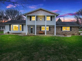 5065 Hyde Park Dr, Swartz Creek, MI