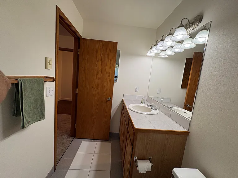 658 Fox Dr — Photo 12