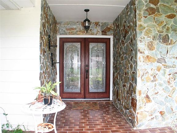 3rd image of 13506 Greenleaf Dr