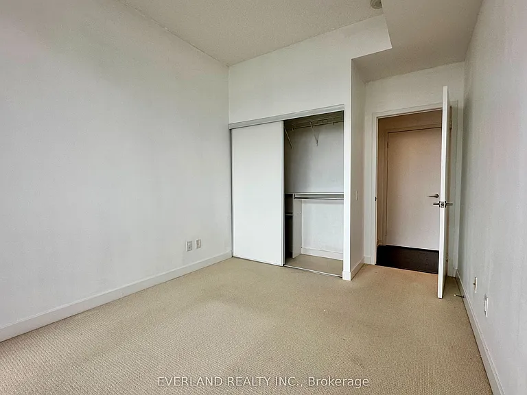 72 Esther Shiner Blvd #710 — Photo 6