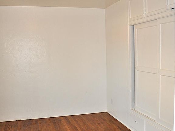4th image of 2153 Logan Ave