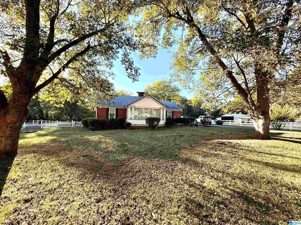 7984 Brookwood Rd, Pinson, AL 35126