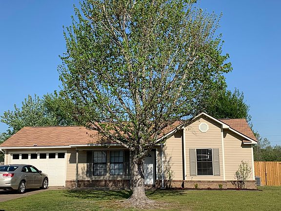 2nd image of 2506 Broken Hill Dr