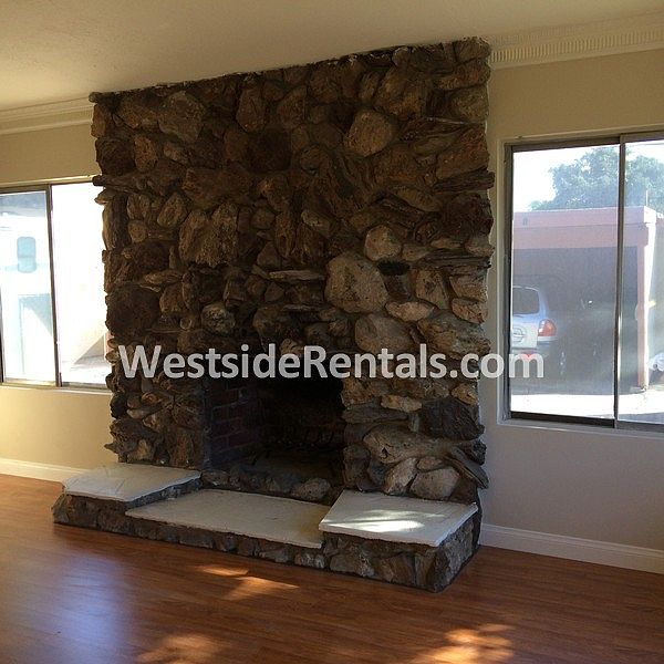 1st image of 710 E Cedar Ave APT C