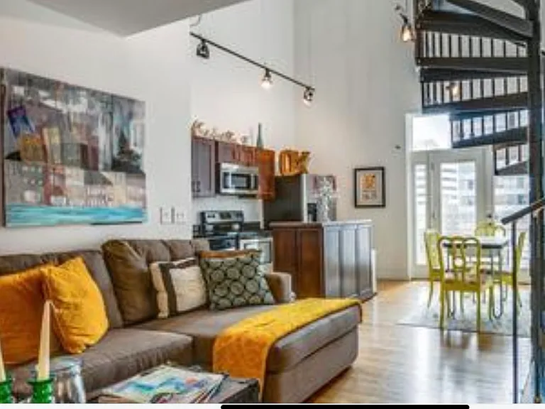 231 Rep John Lewis Way N #401 — Photo 4