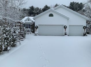 W10570 River Rd, Lodi, WI 53555