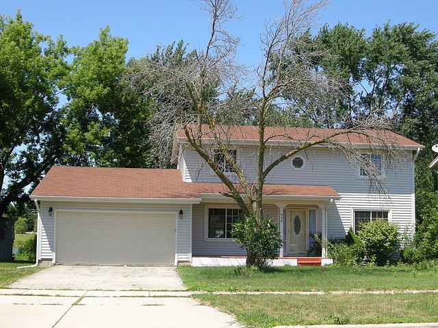 1st image of 930 Hillcrest Blvd