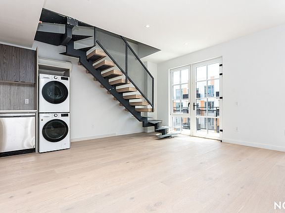 2nd image of 37-25 32nd St #6F