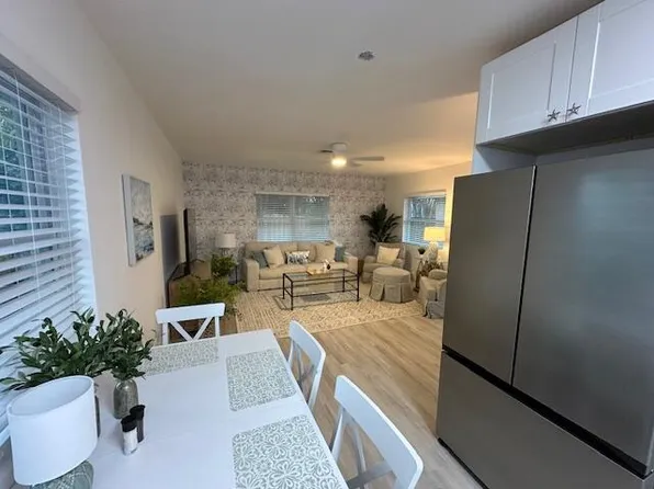 522 Eastwind Dr, North Palm Beach, FL