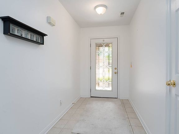 4th image of 3105 Avenue Of The Park