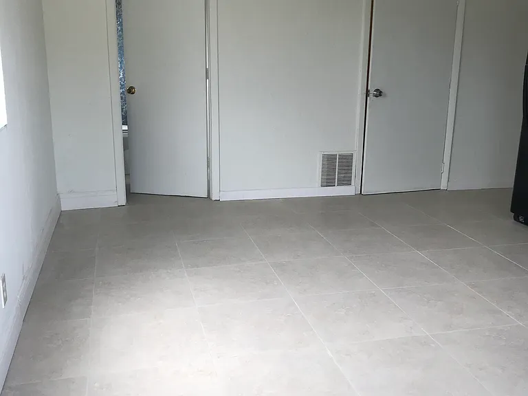 10166 Marlin Cir #3 — Photo 3