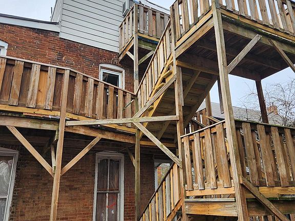 2nd image of 316 S Potomac St #2