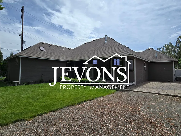 6601 Cherry Ridge Ct — Photo 1