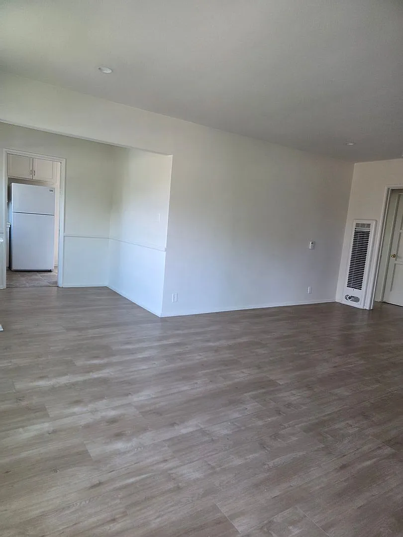 150 N Catalina Street — Photo 1