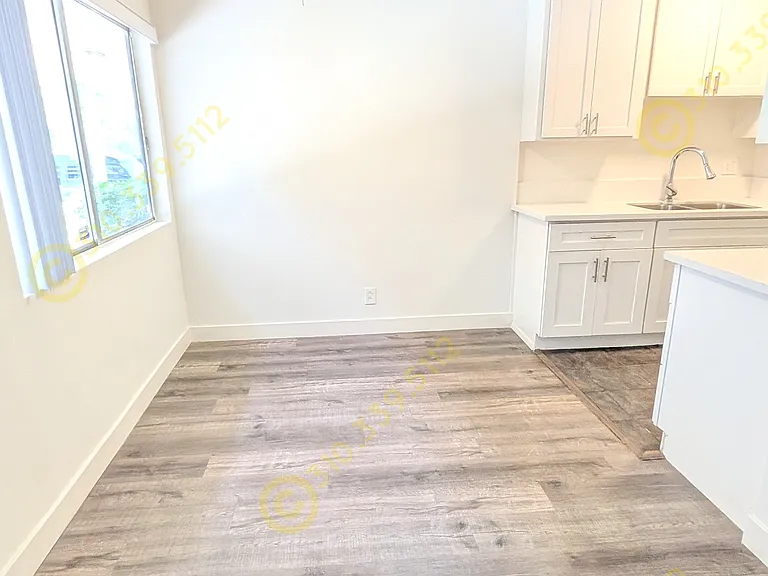 3658 Dunn Dr — Photo 6