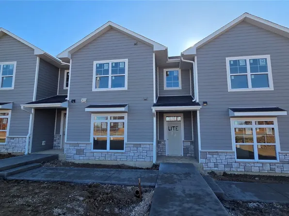 4671 Herbert Hoover Hwy #B, Iowacity, IA 52240