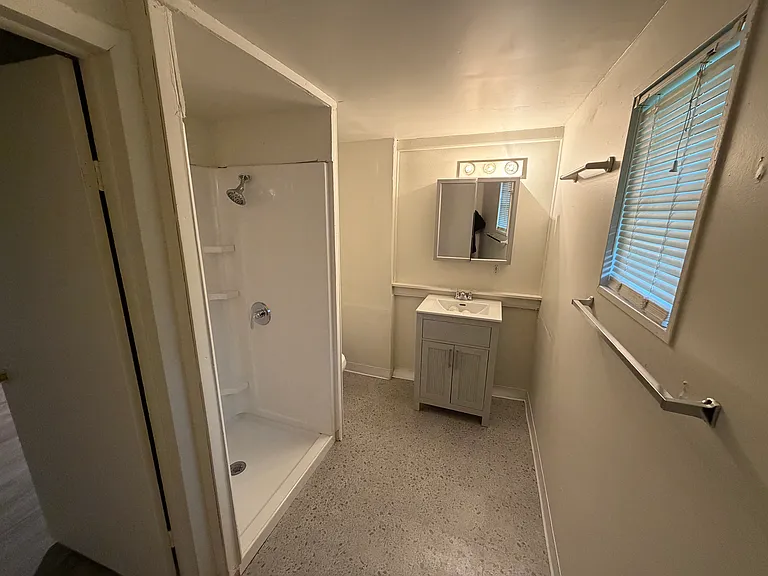 926 N Charles St — Photo 3