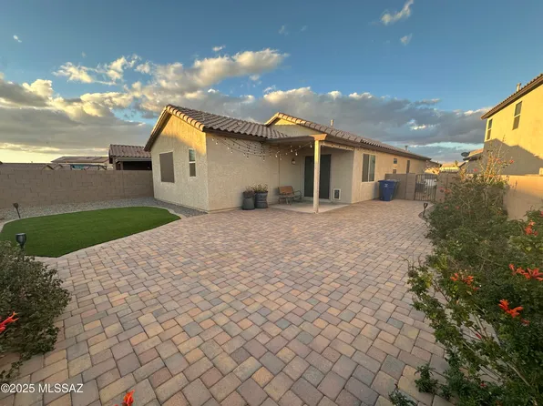 4466 S Sunrise Bluff Way, Tucson, AZ 85730