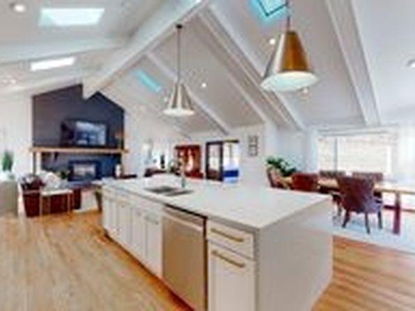 802 Larchmont Rd