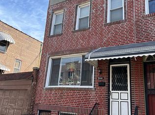 24-41 32nd St, Astoria, NY 11102