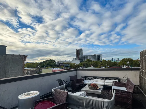 924 Metropolitan Avenue image 32 of 36