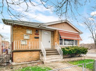 9359 S Paxton Ave, Chicago, IL 60617