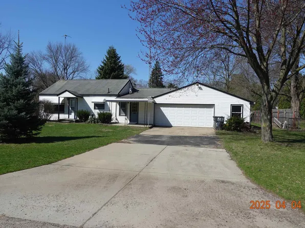 36571 Birwood St, Clinton Township, MI 48035