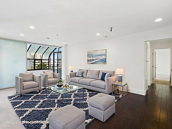 5th image of 121 S Hope St APT 408