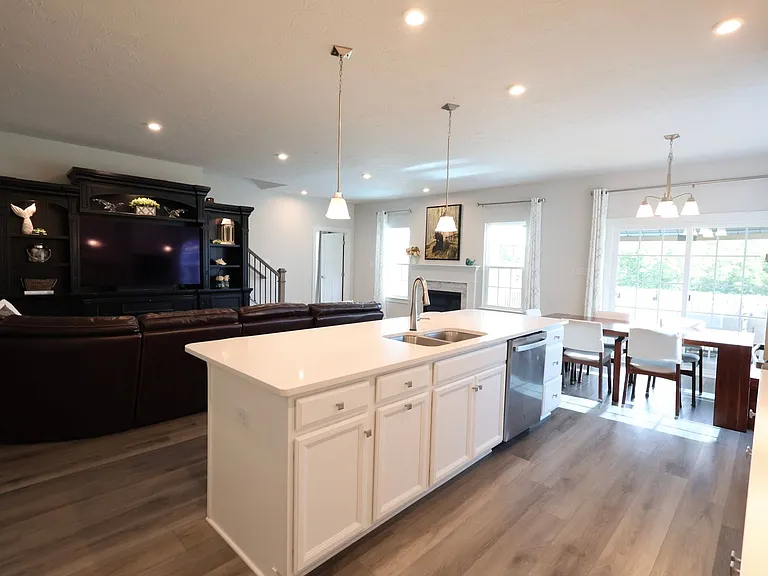 65 Mariner Dr — Photo 15