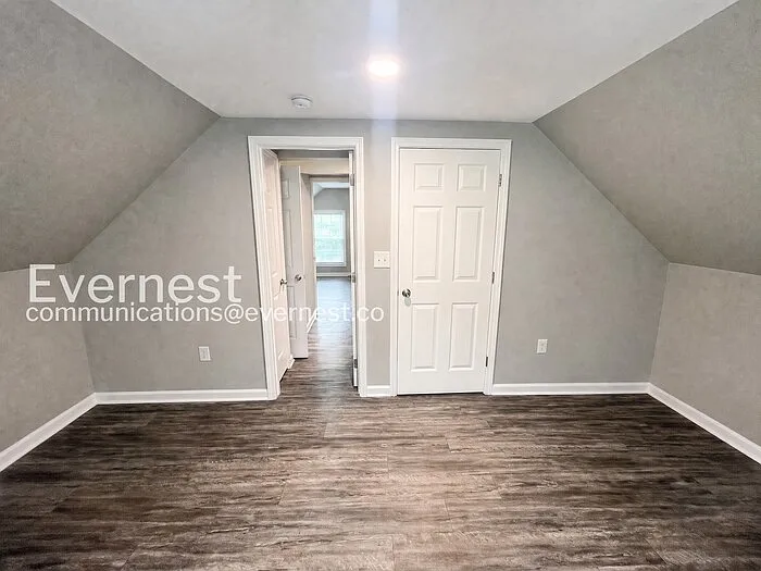239 Jeffery Dr — Photo 18