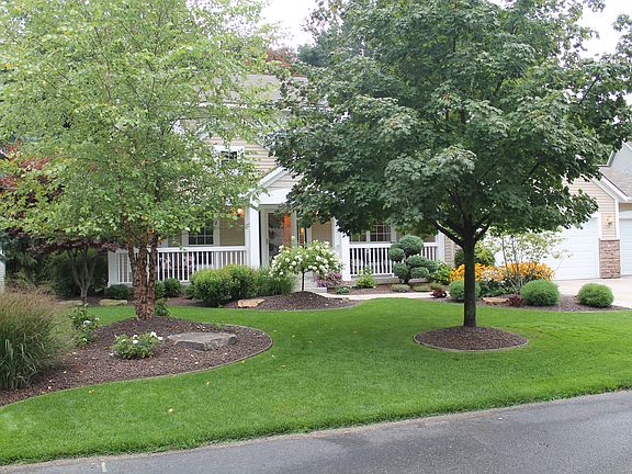 5th image of 5545 N Meadowgrove Ct SE