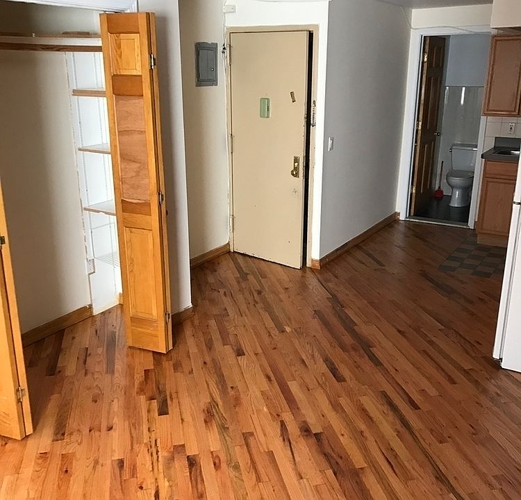 2nd image of 120 Orchard St #K5