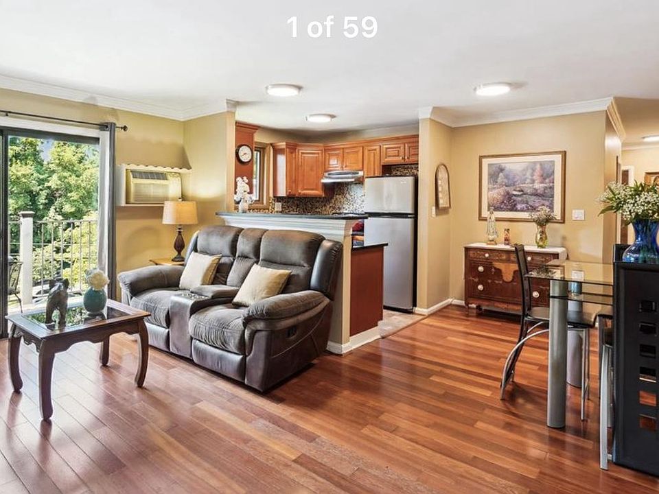 1st image of 2844 Annandale Rd APT 316