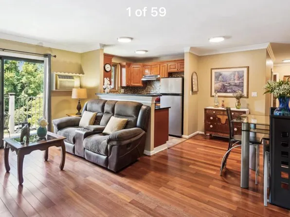 2844 Annandale Rd APT 316, Falls Church, VA 22042