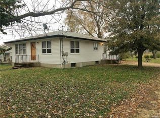 1524 E Marriott St, Barnhart, MO 63012