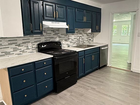 5th image of 5110 Palmetto Ln