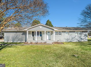 53 East Ave, Winder, GA 30680