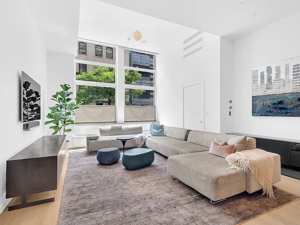 1st image of 28 Vestry St #1C