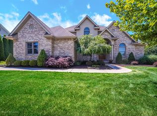 1145 Kilarney Rd, Chesterton, IN 46304