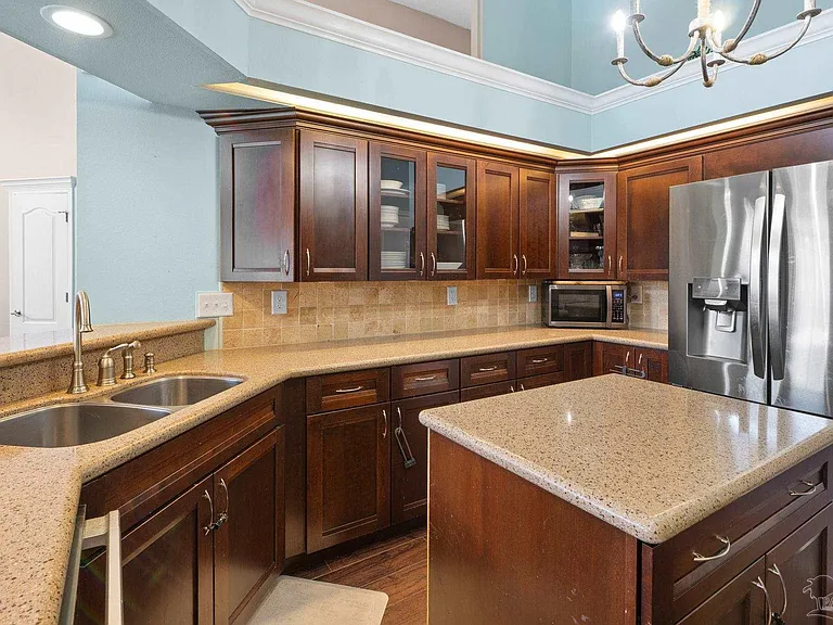 1672 Kauai Ct — Photo 17