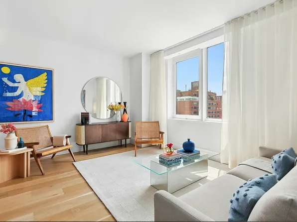 368 3rd Avenue image 1 of 15