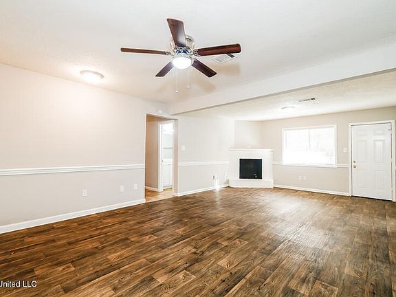 5th image of 1157 Rosewood St