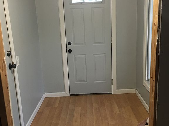 Entry way/ mud room 